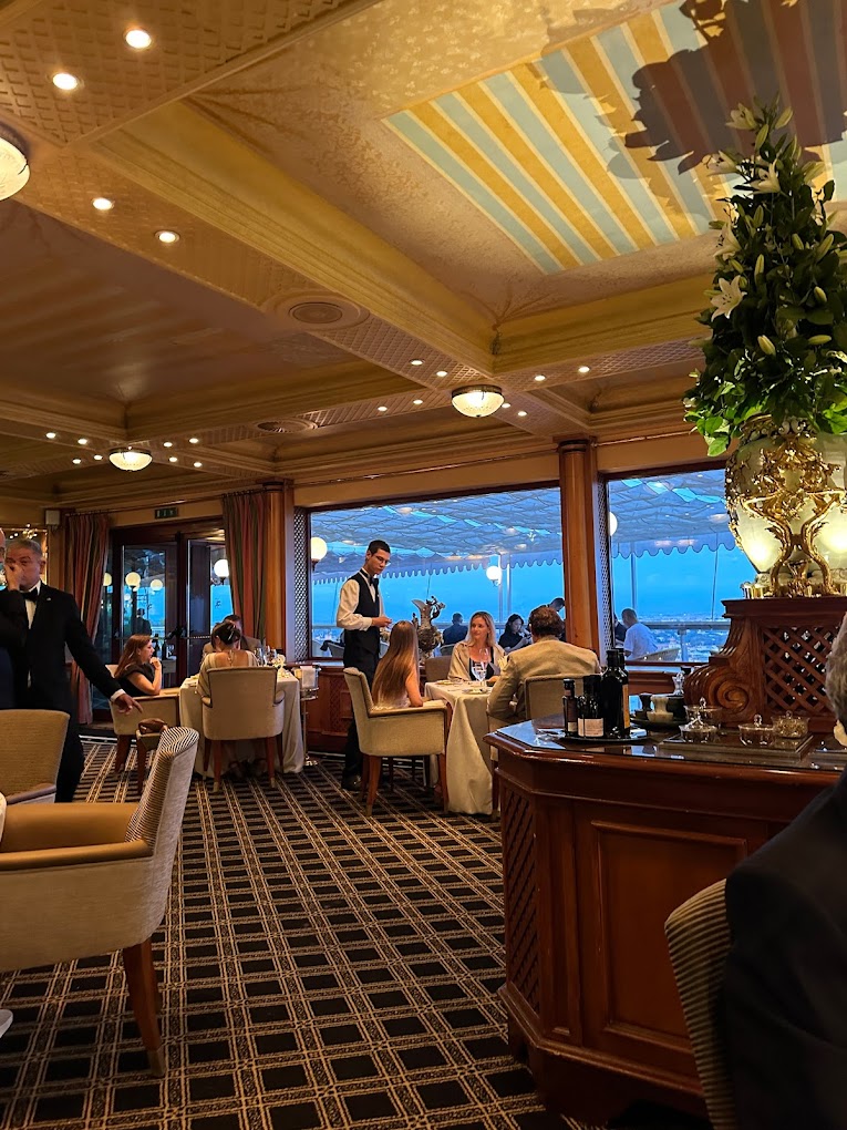 salle la pergola restaurant romantique Rome
